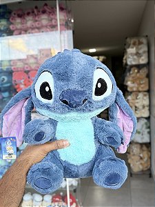 Pelúcia Stitch sentado 33cm
