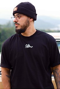 Camiseta POP OVERSIZED - ESTAMPA BOSS - PRETA