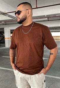 Camiseta OVERSIZED -  PATCH BILBU - MARROM