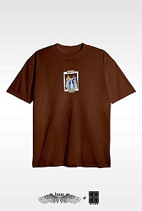 ASSAS - Camiseta OVERSIZED -  ESTAMPA TOTUS TUUS - MARROM