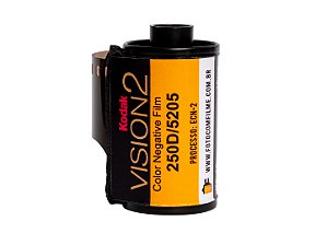 Filme 35mm - Kodak Vision2 250D - Iso 50 - Vencido - 30exp