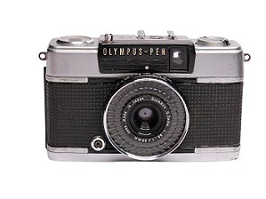 Câmera 35mm - Olympus Pen EE2 + Alça + 2 Filmes - Condição 8.8/10