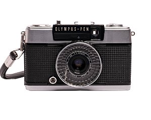 Câmera 35mm - Olympus Pen EE2 + Alça + 2 Filmes - Condição 8.8/10