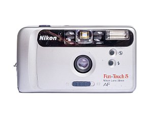 Câmera 35mm - Nikon Fun Touch 5 - 8/10