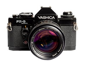 Câmera 35mm - Yashica FX-D + Lente 55mm f1.2 + Lente 42-75mm + Bateria + Alça + Filme