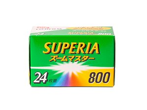 Filme 35mm - Fujifilm Superia 800 - 24exp - ISO 50 a 200 - C41 - Vencido