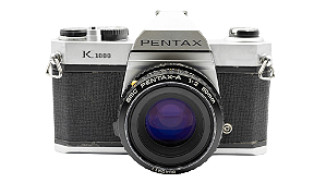 Câmera 35mm - Pentax K1000 (6.0/10) + Lente 50mm f/2 (7.5/10) + Filme + Alça