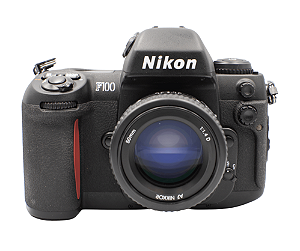 Câmera 35mm - Nikon F100 (9.9/10) + Lente 50mm f/1.4 (10/10) (NOVOS, NA CAIXA)