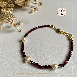 Pulseira de Granada Esfera Lapidada de 3mm com Pérola de Água Doce - Folheado