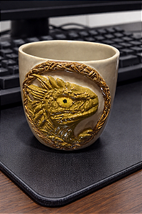 caneca artesanal cerâmica Dino rei