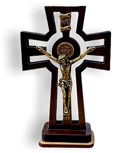 Crucifixo São Bento de Mesa Madeira Vazada 11cm