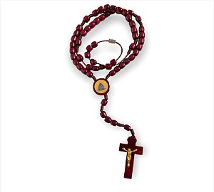 Terço Pescoço Madeira Resinada Nossa Senhora Aparecida 40cm
