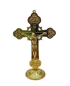Crucifixo De Mesa Metal Dourado 15cm
