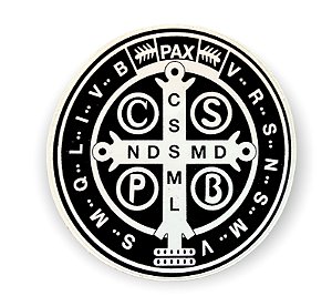 Adesivo Para Carro Medalha São Bento 13cm Preto e Branco G