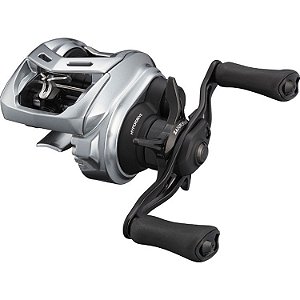 Carretilha Daiwa Alphas SV TW 800XHL 2021 Esquerda