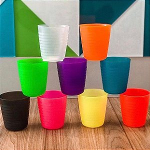 Kit Conjunto com 09 Copos Coloridos Ideal Para Crianças