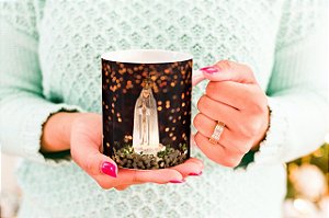 Caneca Nossa Senhora de Fátima em porcelana personalizada