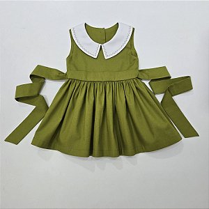 VESTIDO VITÓRIA VERDE OLIVA GL BRANCA BORDADA E CINTO