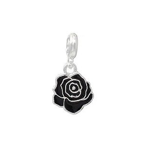 Berloque Rosa Preta Banhado em Prata 925