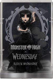 Monster High Boneca Wandinha Raven Dress Mattel HXJ03
