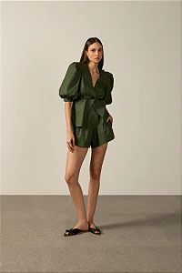SHORTS CURTO VERDE ESCURO