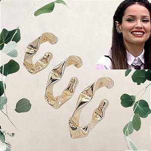 BRINCO TRIO PIERCING AMASSADO JULIETTE FOLHEADO A OURO (VENDIDO SOMENTE UM LADO DA ORELHA)