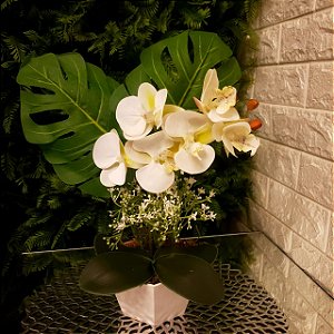 Arranjo de Orquídea Siliconada Branca Toque Real com Costela de Adão - Loja  Harmonia Decor - Decorações e Presentes