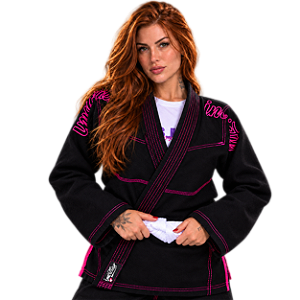 Kimono Preto com costura Rosa Jiu Jitsu Feminino Invictus..