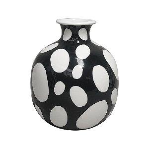 VASO DE CERAMICA COM DESENHOS DE BOLAS PRETO E BRANCO