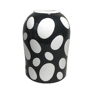 VASO DE CERAMICA COM DESENHOS DE BOLAS PRETO E BRANCO