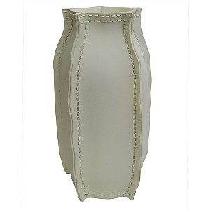 VASO DE RESINA OFF WHITE COM DETALHES DE PRESPONTO 13CM X 13