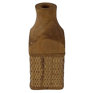 VASO DE MADEIRA E FIBRA NATURAL 10CM X 10CM X 24CM