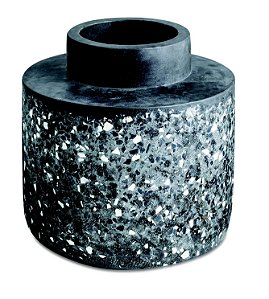 VASO PRETO EM CIMENTO