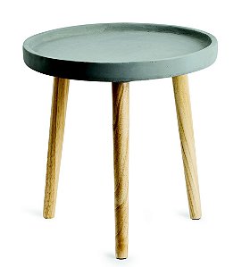 MESA LATERAL EM CIMENTO E MADEIRA