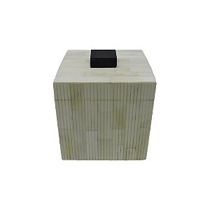 CAIXA DE RESINA ESTILO OSSO OFF WHITE E PUXADOR PRETO