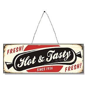 PLACA DECORATIVA DE FERRO HOT  TASTY 36CM X 13CM X 0,6CM