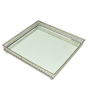 BANDEJA DE FERRO - 16X16 CM