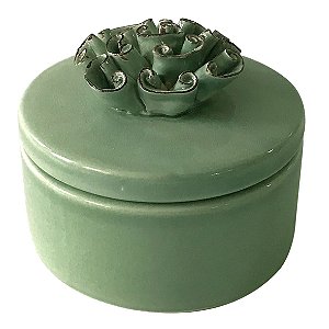 POTE DE CERAMICA VERDE COM FLORES APLICADAS 3D 10,8CM X 10,8