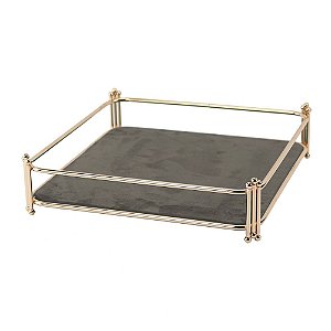 BANDEJA DE METAL E TECIDO AVELUDADO CINZA