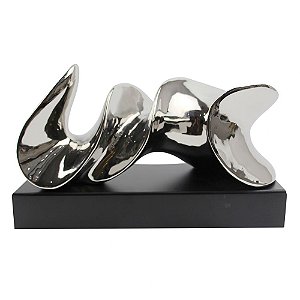 PECA DECORATIVA DE CERAMICA PRATA COM BASE DE MADEIRA