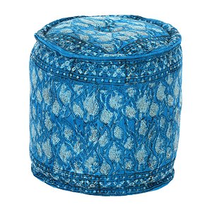 PUFF EM TECIDO AZUL 40CM X 40CM