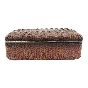 CAIXA COM TAMPA TIPO CROCODILO MARROM E DOURADA 33,7CM X 19,