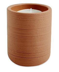 VELA COM SUPORTE EM CIMENTO