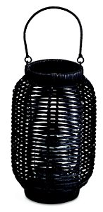 LANTERNA PRETA EM RATTAN