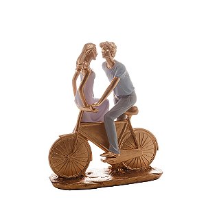 FIGURA DECORATIVA RESINA CASAL 21x9x25cm