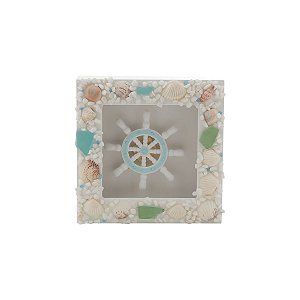 QUADRO DECORATIVO DE MADEIRA TIMÃO ADORNADO DE CONCHA
