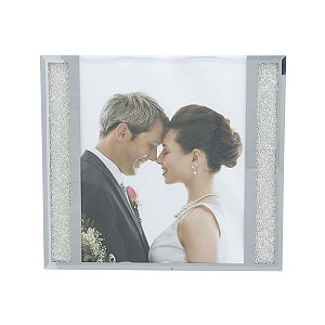 PORTA-RETRATO DE VIDRO PRATEADO C/STRASS 13x18cm