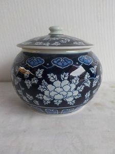 POTICHE DECORATIVO PORCELANA AZUL/BRANCO 20x18cm