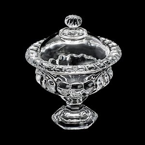 BOMBONIERE DE CRISTAL C/PÉ E TAMPA SUSSEX 19,5X23,5CM