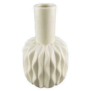 VASO DE CERAMICA BRANCO COM DESENHOS EM TEXTURA 8CM X 8CM X